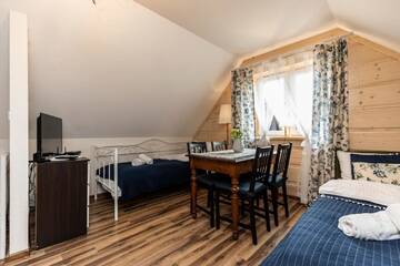 Фото номера Шале Апартаменты Apartamenty Zielona Owieczka г. Замок Нидзица 4